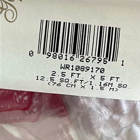 NWT, LIP MOTIF CELLOPHANE BAGS & ROLL - Picture 3 of 11